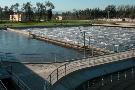 城鎮(zhèn)廢水處理 任務重 市場大