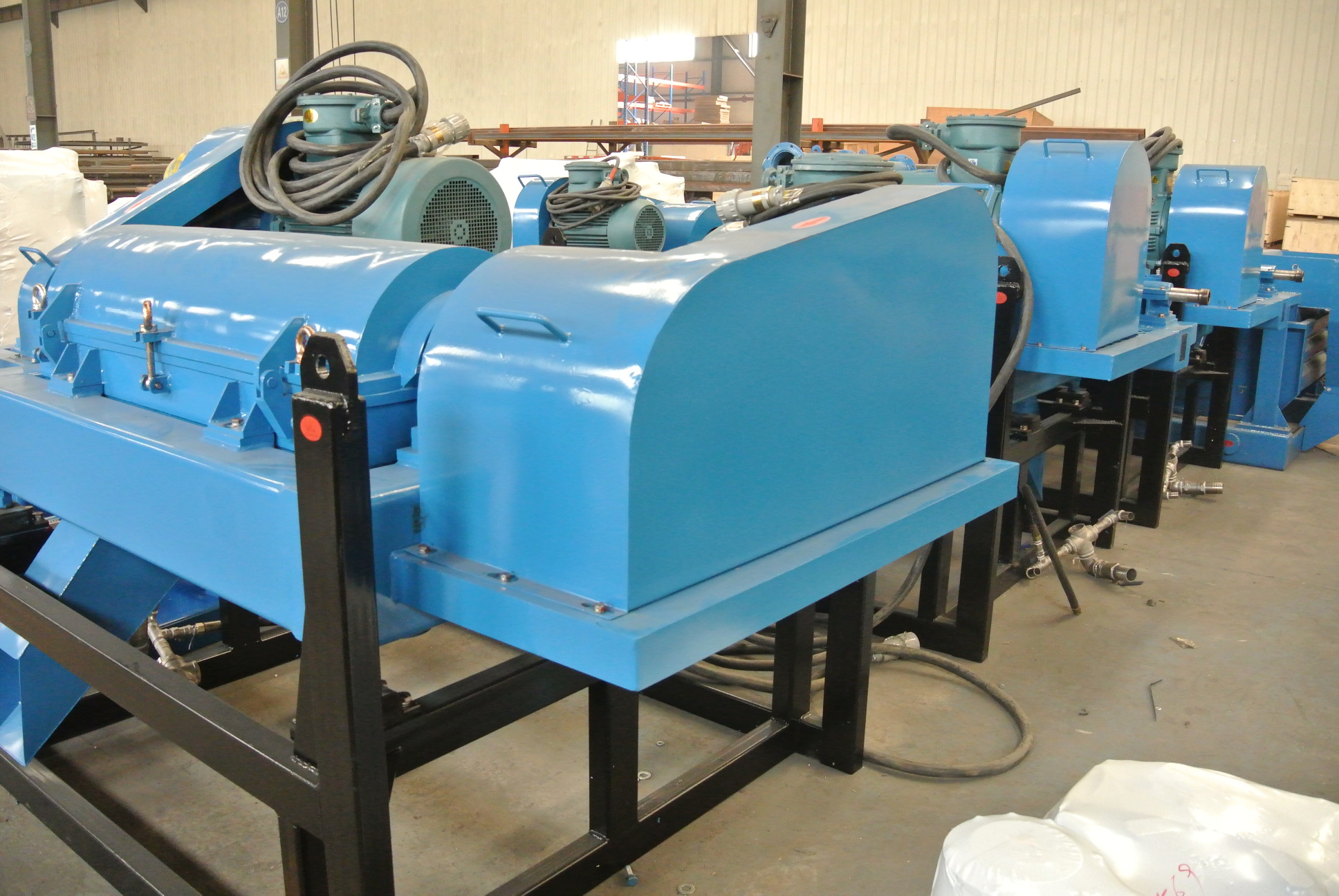 臥螺離心機(jī)污泥脫水工作原理