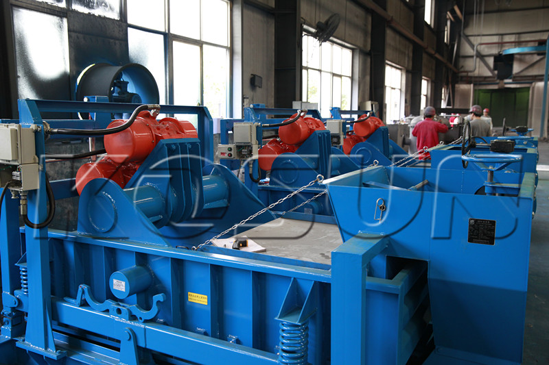 <b>鉆井泥漿振動(dòng)篩篩分的機(jī)械過(guò)程</b>