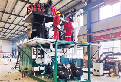 西安科迅（KOSUN）設(shè)計(jì)生產(chǎn)的黑犀牛系列一體化撬裝鉆井泥漿清潔器系統(tǒng)發(fā)往中