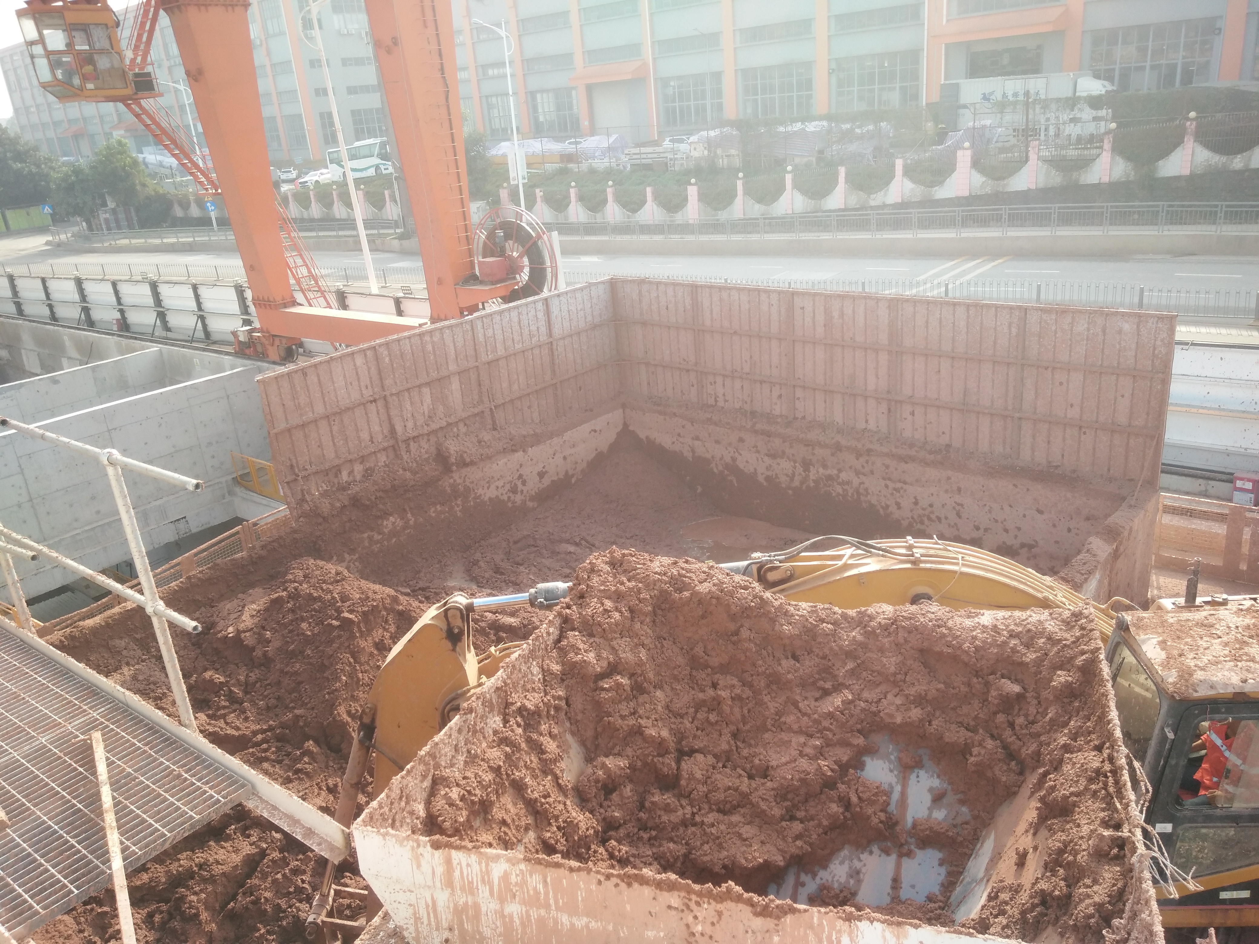 科迅盾構(gòu)渣土減量化的原理主要是顆粒分級和過濾脫水